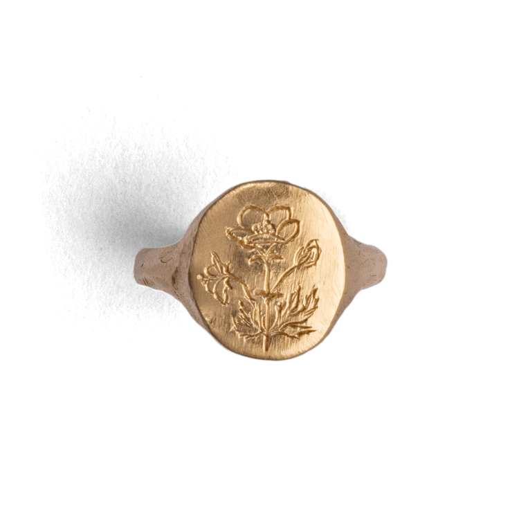 Floral Engraved Signet Ring Geranium
