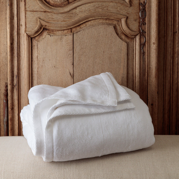 Sferra Blanket