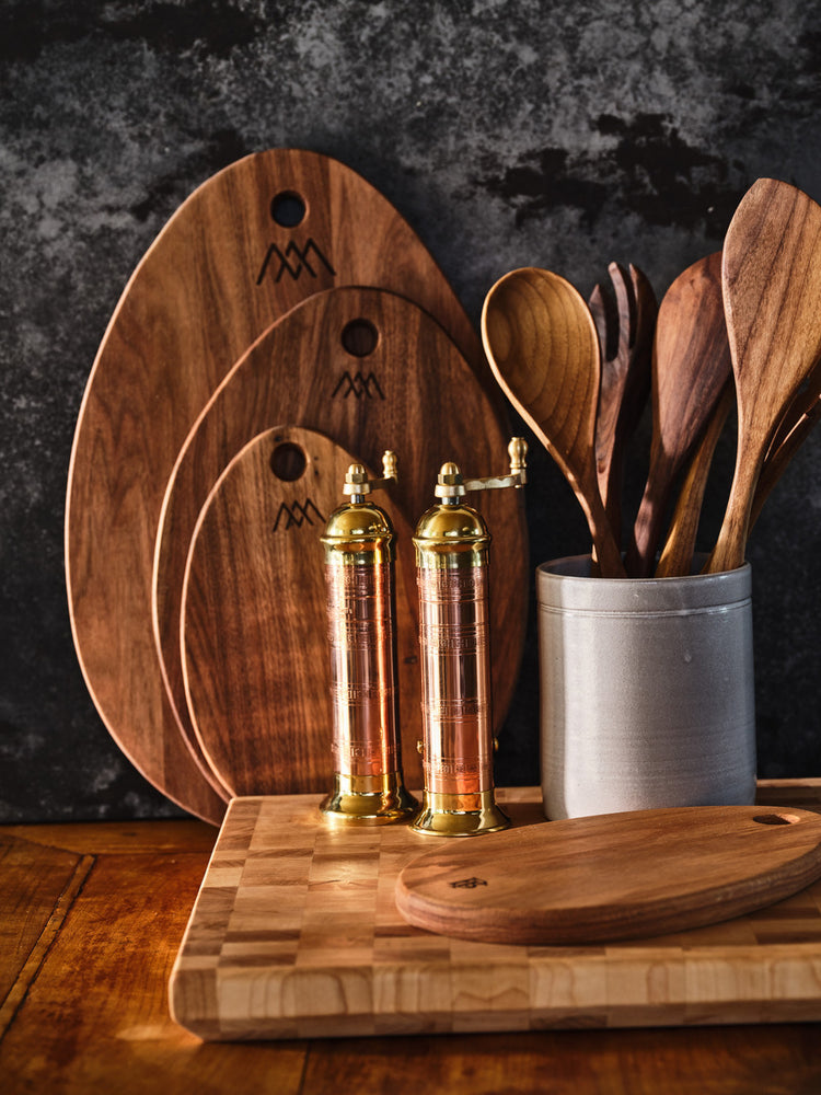 BMTN Oval Wooden Serving Board Set