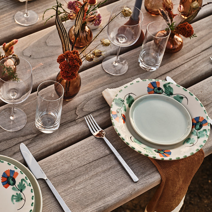 Carnation Dinner Plate