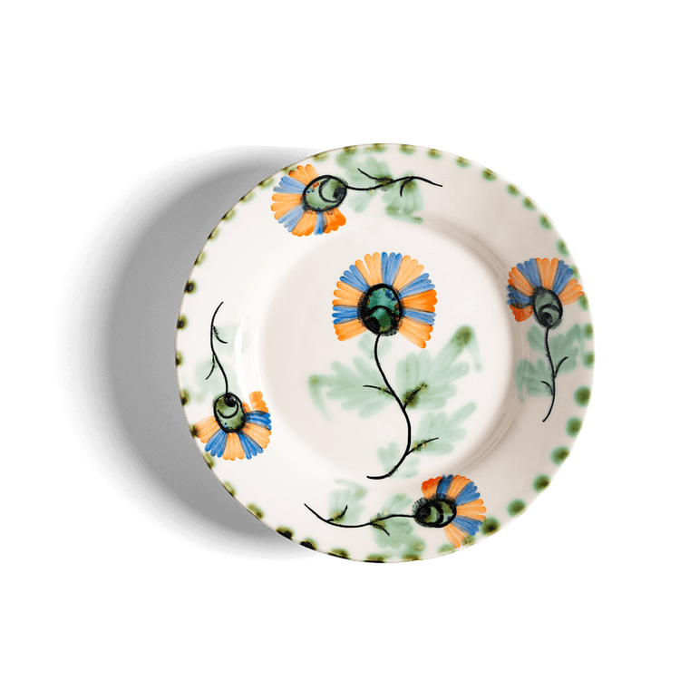 Carnation Dinner Plate