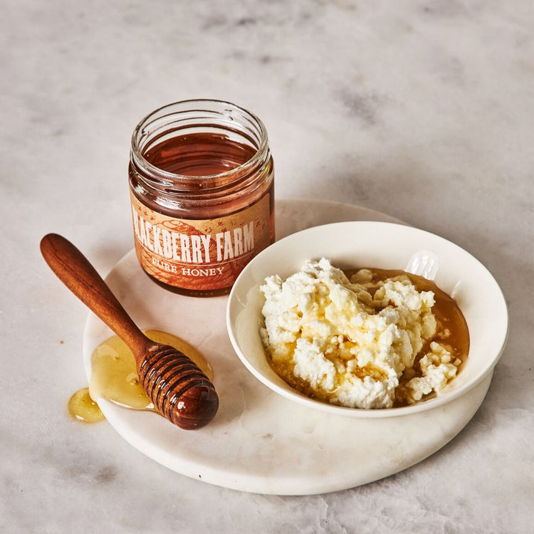 brebis cheese with honey
