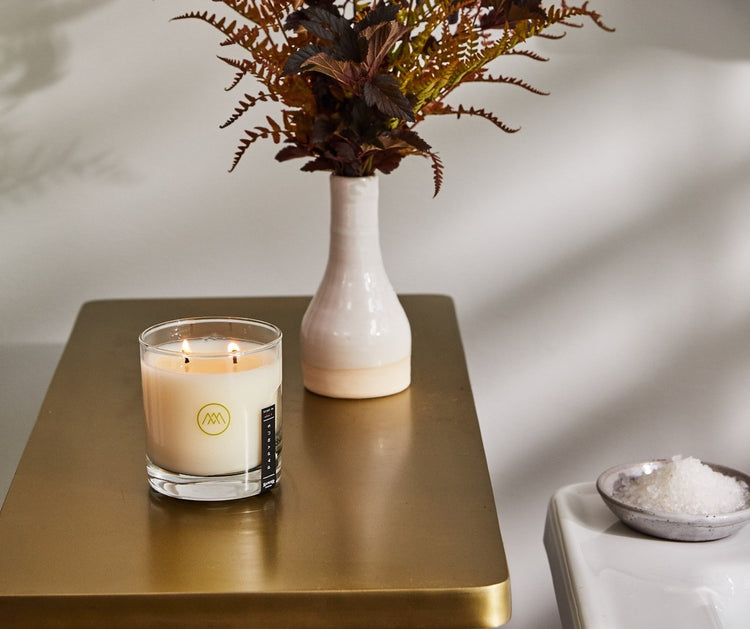 Blackberry Mountain Bud Vase - Image 3