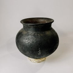 Clay Pot Blackened 9"